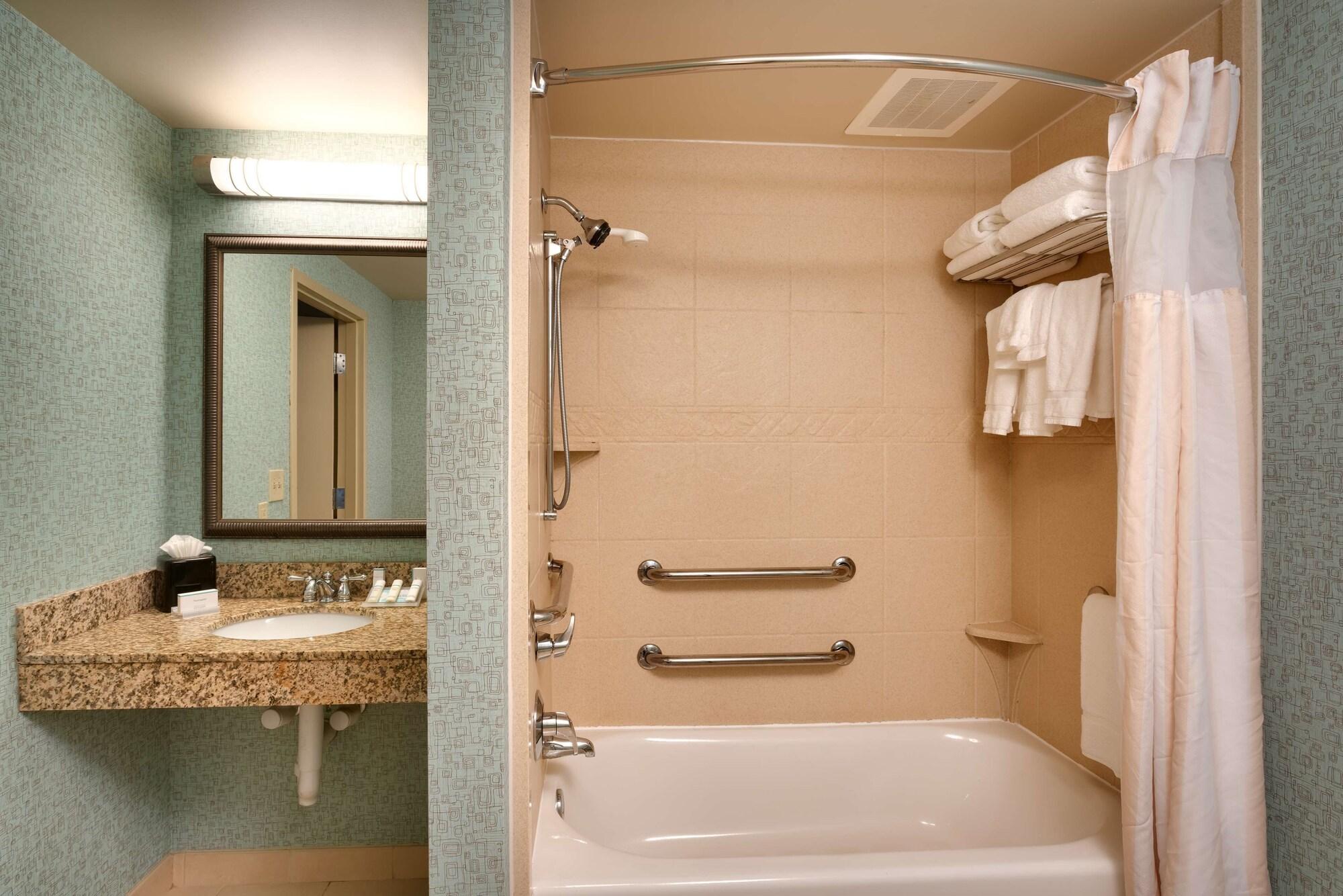 Hilton Garden Inn Clarksville Exteriör bild