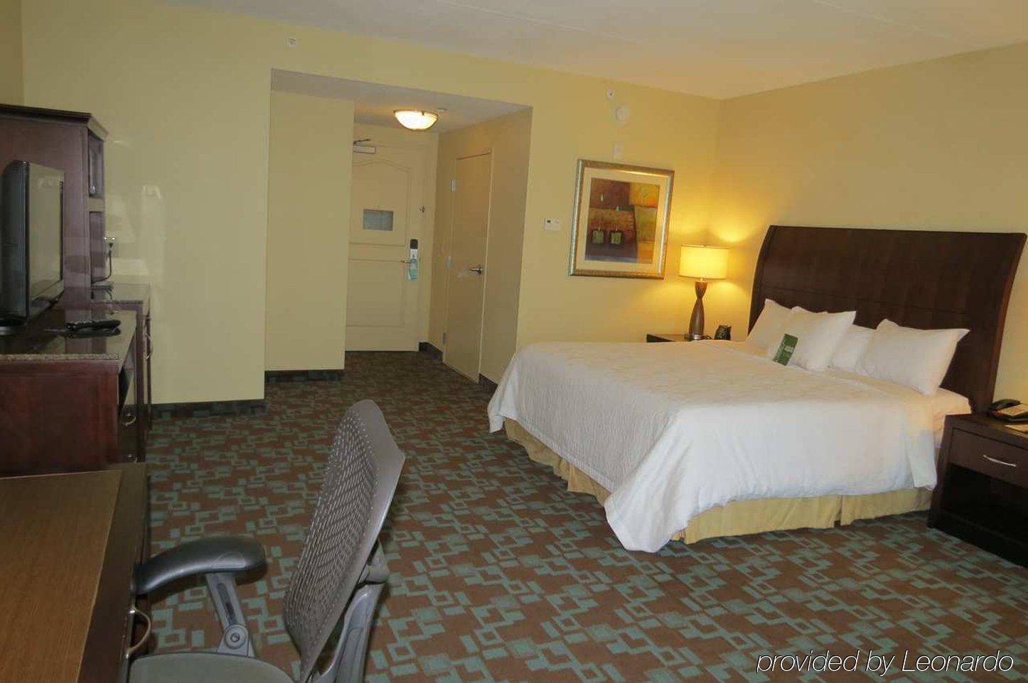Hilton Garden Inn Clarksville Rum bild